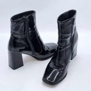 CARAVELA Strut Black Parent Leather Heel Zip Bootie Size 38